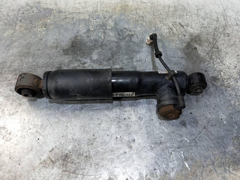 Recambio de amortiguador trasero izquierdo para opel zafira b 1.9 16v cdti cat (z 19 dth / lrd) referencia OEM IAM 13198717 4424