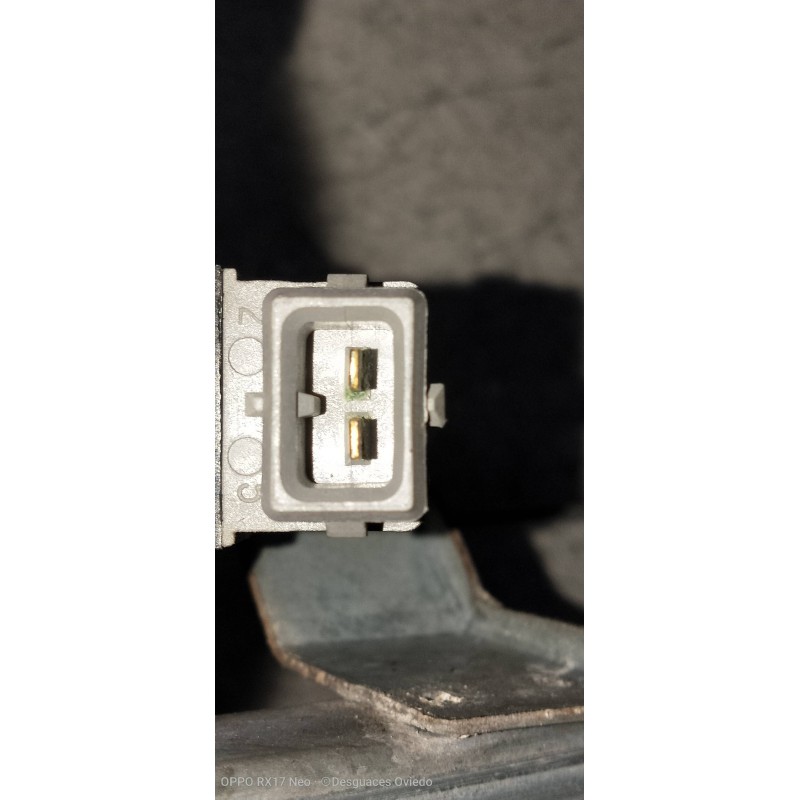 Recambio de elevalunas delantero derecho para citroen xantia berlina 1.9 td seduction referencia OEM IAM 400448A  5P