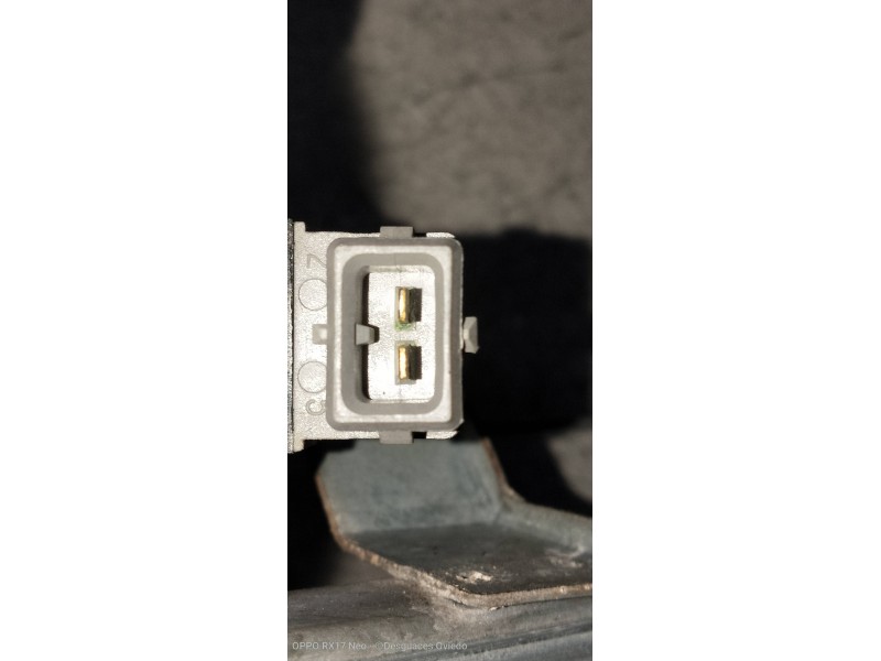 Recambio de elevalunas delantero derecho para citroen xantia berlina 1.9 td seduction referencia OEM IAM 400448A  5P