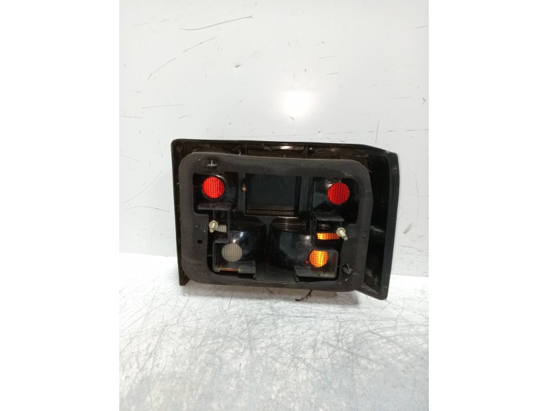 Recambio de piloto trasero izquierdo para renault 19 hatchback (b/c53) referencia OEM IAM    Recambio de piloto trasero izquierdo para renault 19 hatchback (b/c53) referencia OEM IAM