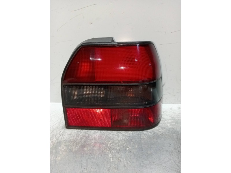 Recambio de piloto trasero derecho para renault 19 (b/c/l53) referencia OEM IAM    Recambio de piloto trasero derecho para renault 19 (b/c/l53) referencia OEM IAM