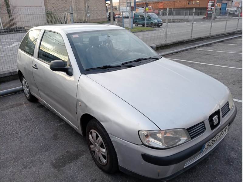 seat ibiza (6k1) del año 2001