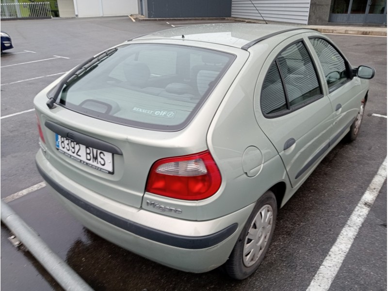 renault megane i fase 2 berlina (ba0) del año 2001