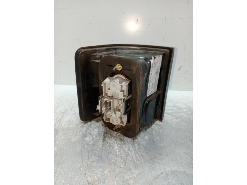 Recambio de piloto trasero derecho para renault 21 nevada (k48) 2.0 referencia OEM IAM   