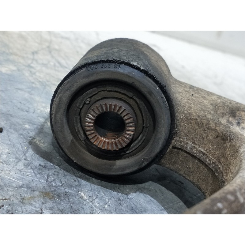 Recambio de brazo suspension inferior delantero izquierdo para opel insignia sports tourer cosmo referencia OEM IAM   