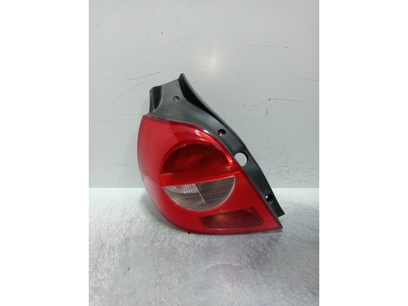 Recambio de piloto trasero izquierdo para renault clio iii confort expression referencia OEM IAM   