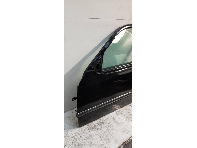 Recambio de puerta delantera izquierda para mercedes clase c (w202) familiar 250 t turbodiesel (202.188) referencia OEM IAM   5P