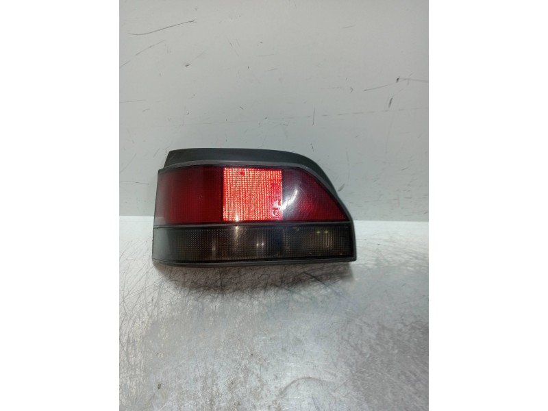 Recambio de piloto trasero izquierdo para renault clio i fase i+ii (b/c57) referencia OEM IAM    Recambio de piloto trasero izquierdo para renault clio i fase i+ii (b/c57) referencia OEM IAM