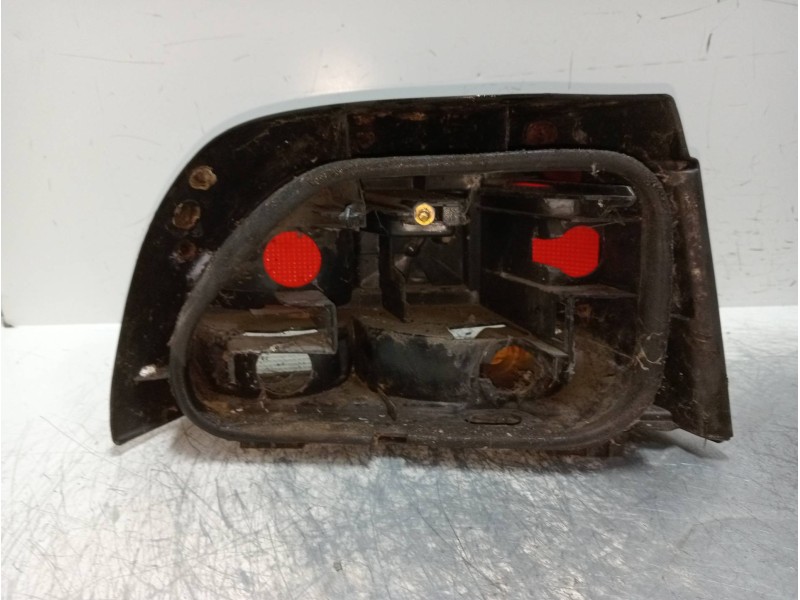 Recambio de piloto trasero izquierdo para renault clio i fase i+ii (b/c57) referencia OEM IAM   