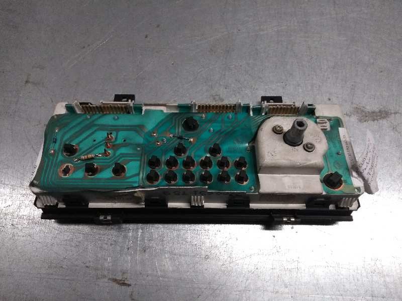 Recambio de cuadro instrumentos para renault clio i phase iii 1.9 diesel referencia OEM IAM 7700631759   Recambio de cuadro instrumentos para renault clio i phase iii 1.9 diesel referencia OEM IAM 7700631759