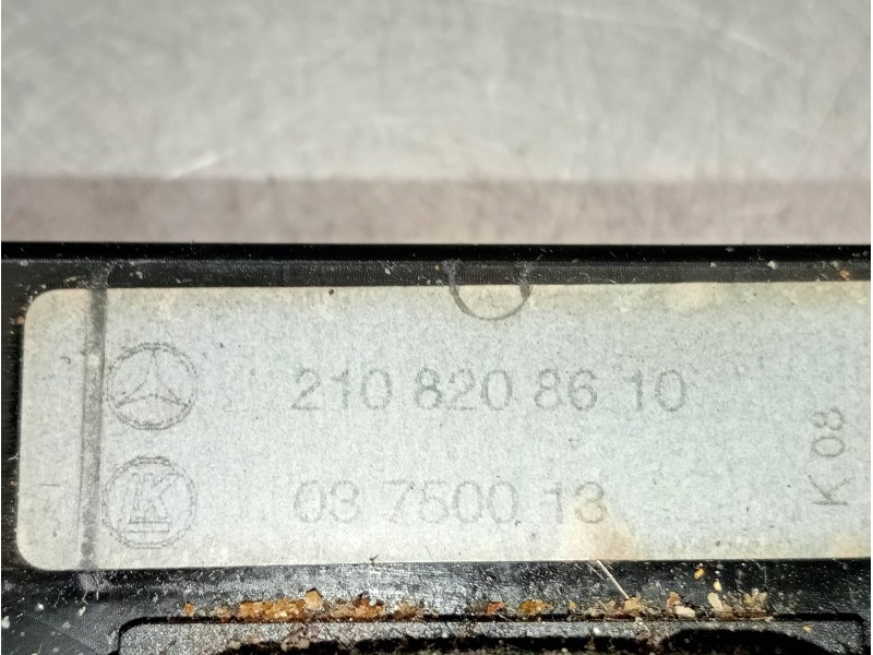 Recambio de mando elevalunas delantero izquierdo para mercedes clase c (w202) familiar 250 t turbodiesel (202.188) referencia OE