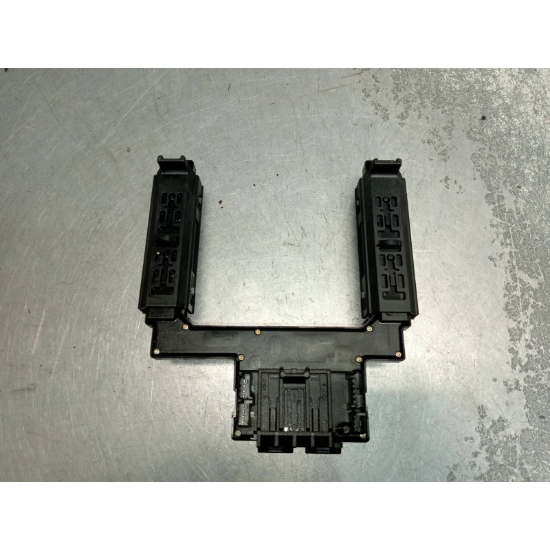 Recambio de mando elevalunas delantero izquierdo para mercedes clase c (w202) familiar 250 t turbodiesel (202.188) referencia OE