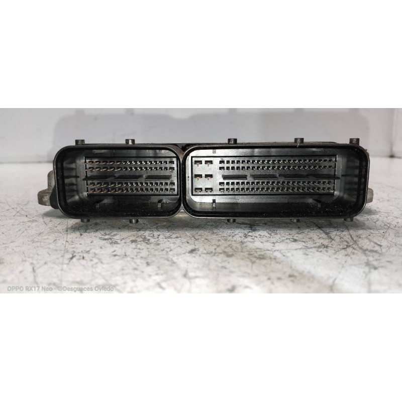 Recambio de centralita motor uce para volkswagen crafter caja cerrada caja cerrada 35 referencia OEM IAM 0281017664 03L906012L A