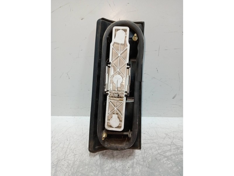 Recambio de piloto trasero derecho para renault rapid/express (f40) 1.9 d familiar (f40p) referencia OEM IAM   