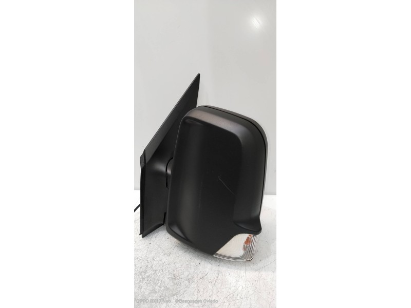 Recambio de retrovisor izquierdo para volkswagen crafter caja cerrada caja cerrada 35 referencia OEM IAM A9068101893  