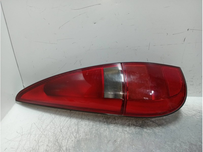 Recambio de piloto trasero izquierdo para renault laguna grandtour (k56) 1.9 dti diesel cat referencia OEM IAM   