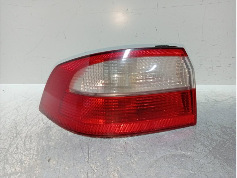 Recambio de piloto trasero izquierdo para renault laguna ii (bg0) dynamique referencia OEM IAM   