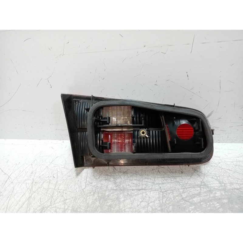 Recambio de piloto trasero derecho interior para renault laguna ii (bg0) authentique referencia OEM IAM 8200002476  