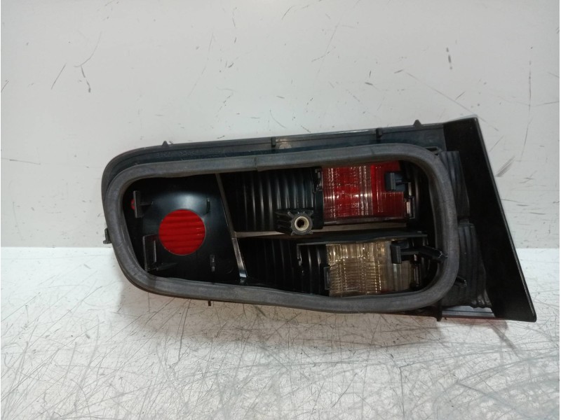 Recambio de piloto trasero derecho interior para renault laguna ii (bg0) 1.9 dci diesel referencia OEM IAM   