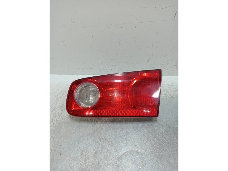 Recambio de piloto trasero derecho interior para renault laguna ii (bg0) expression referencia OEM IAM   