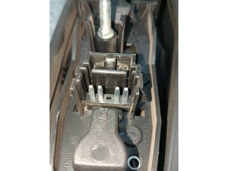 Recambio de piloto trasero derecho interior para renault laguna ii (bg0) expression referencia OEM IAM   