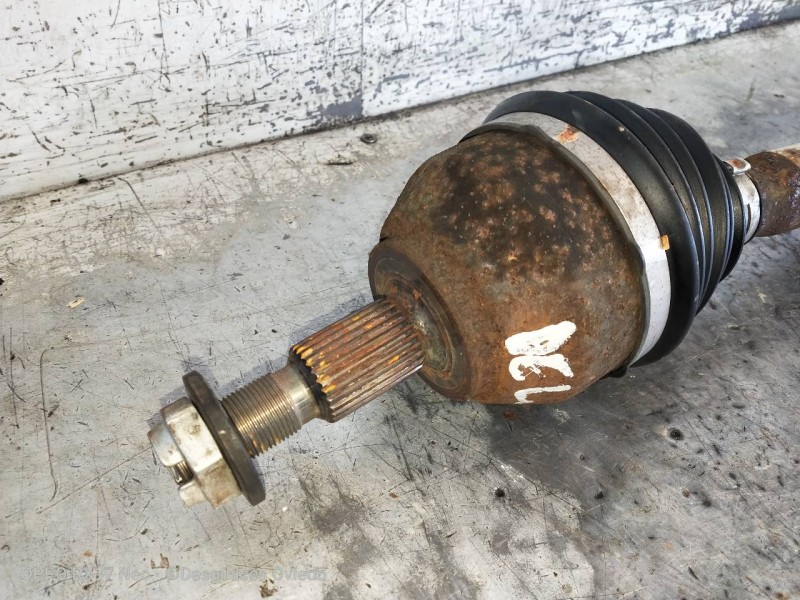 Recambio de transmision delantera derecha para ford kuga (cbv) trend referencia OEM IAM 8V413B436BD  