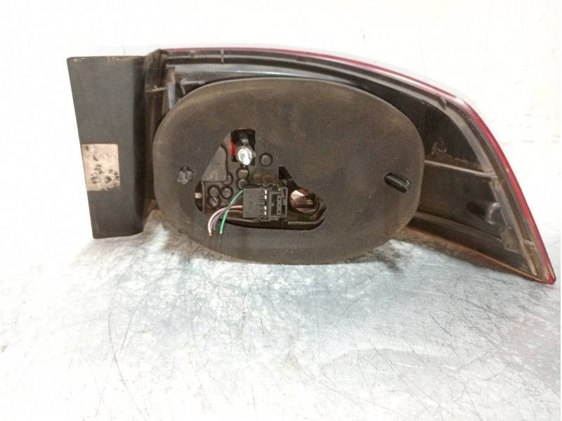 Recambio de piloto trasero izquierdo para renault laguna ii (bg0) 1.9 dci diesel fap cat referencia OEM IAM   