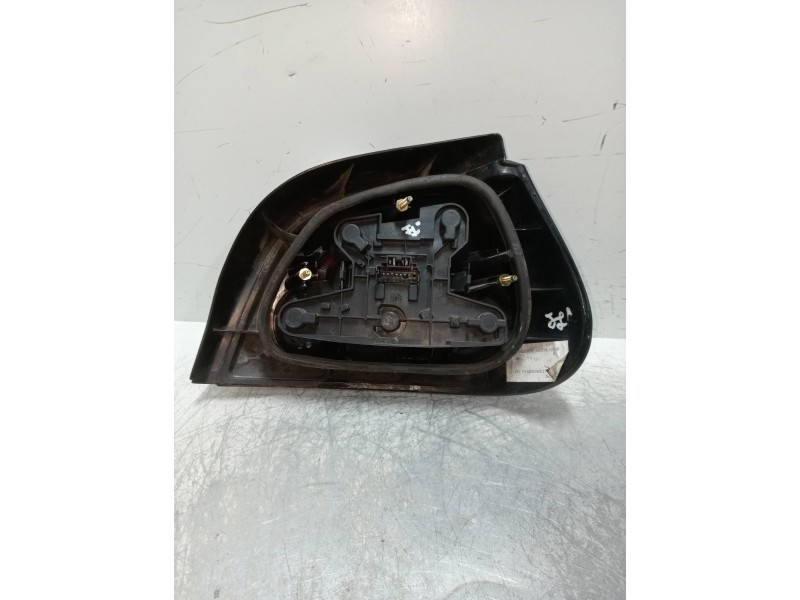 Recambio de piloto trasero izquierdo para renault megane i berlina hatchback (ba0) 1.9 diesel referencia OEM IAM   