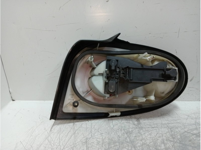 Recambio de piloto trasero izquierdo para renault megane i coach/coupe (da0) 2.0 16v cat referencia OEM IAM   