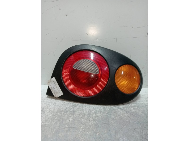 Recambio de piloto trasero derecho para renault megane i coach/coupe (da0) 1.6 referencia OEM IAM   