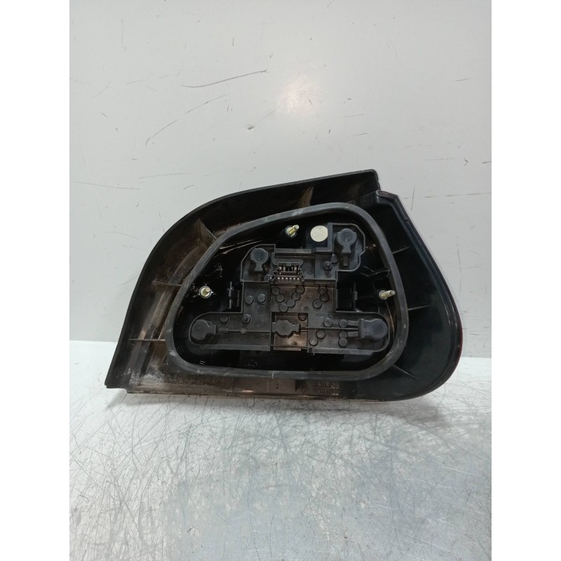 Recambio de piloto trasero izquierdo para renault megane i fase 2 berlina (ba0) 1.9 dci authentique referencia OEM IAM 770042832