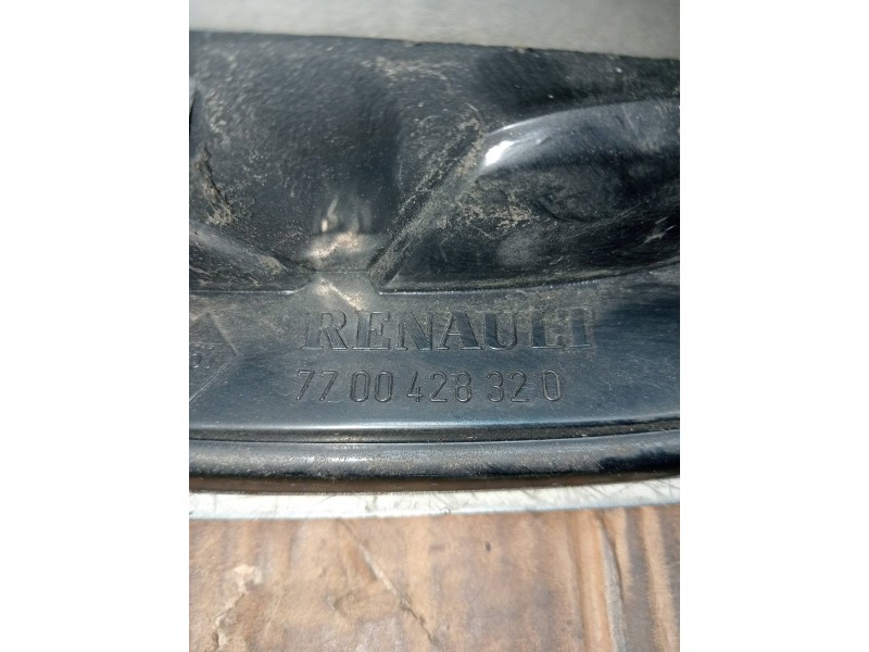 Recambio de piloto trasero izquierdo para renault megane i fase 2 berlina (ba0) 1.9 d rt referencia OEM IAM 7700428320  