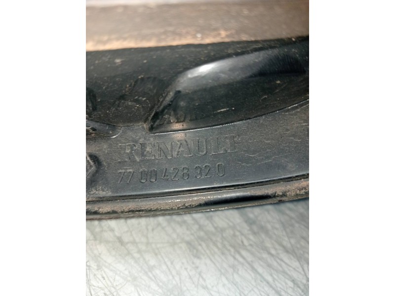Recambio de piloto trasero izquierdo para renault megane i fase 2 berlina (ba0) 1.9 d authentique referencia OEM IAM 7700128320 