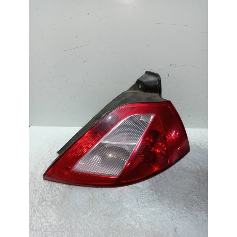 Recambio de piloto trasero derecho para renault megane ii berlina 3p confort authentique referencia OEM IAM 8200073237  