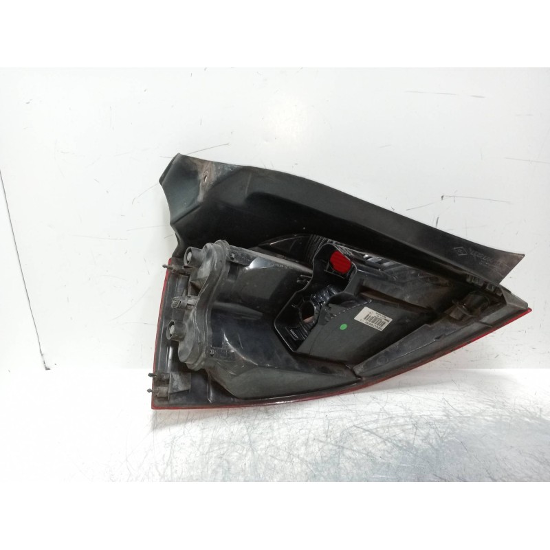 Recambio de piloto trasero derecho para renault megane ii berlina 3p confort authentique referencia OEM IAM 8200073237  