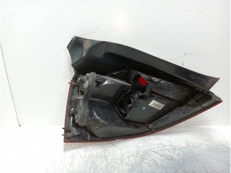 Recambio de piloto trasero derecho para renault megane ii berlina 3p confort authentique referencia OEM IAM 8200073237  