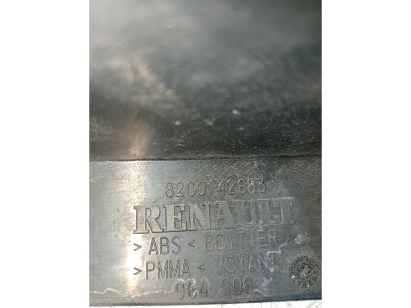 Recambio de piloto trasero derecho para renault megane ii familiar authentique referencia OEM IAM 8200142683  