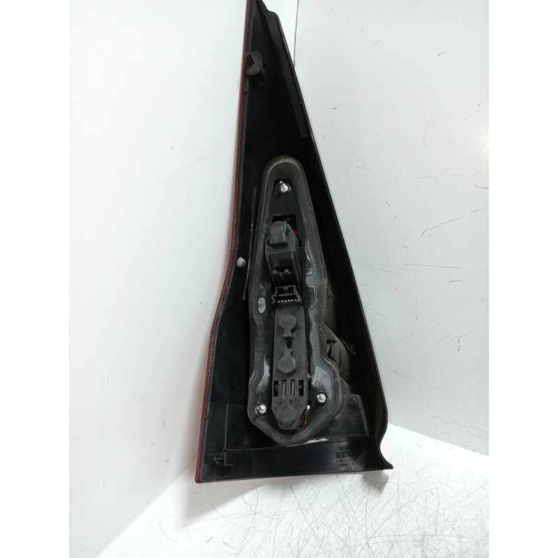 Recambio de piloto trasero derecho para renault megane ii familiar authentique confort referencia OEM IAM 8200142683  