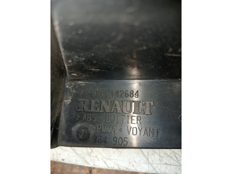 Recambio de piloto trasero izquierdo para renault megane ii familiar authentique confort referencia OEM IAM 8200142684  
