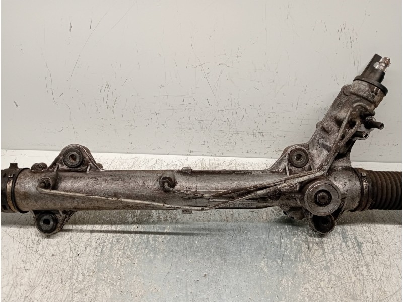 Recambio de cremallera direccion para volkswagen crafter caja cerrada caja cerrada 35 referencia OEM IAM A9064601700  