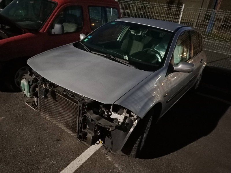 renault megane ii berlina 5p del año 2004