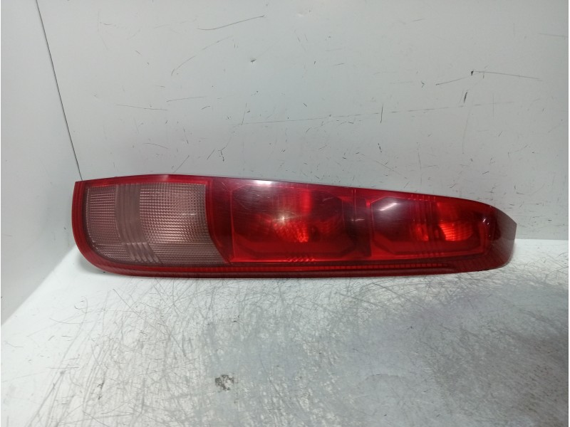 Recambio de piloto trasero izquierdo para nissan x-trail (t30) comfort referencia OEM IAM   