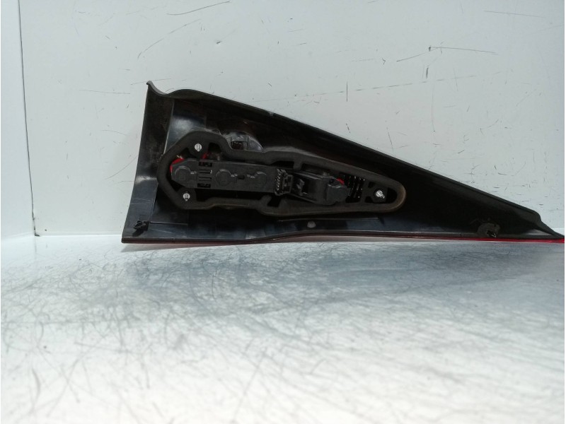 Recambio de piloto trasero izquierdo para renault megane ii familiar 1.5 dci diesel referencia OEM IAM 8200142684  