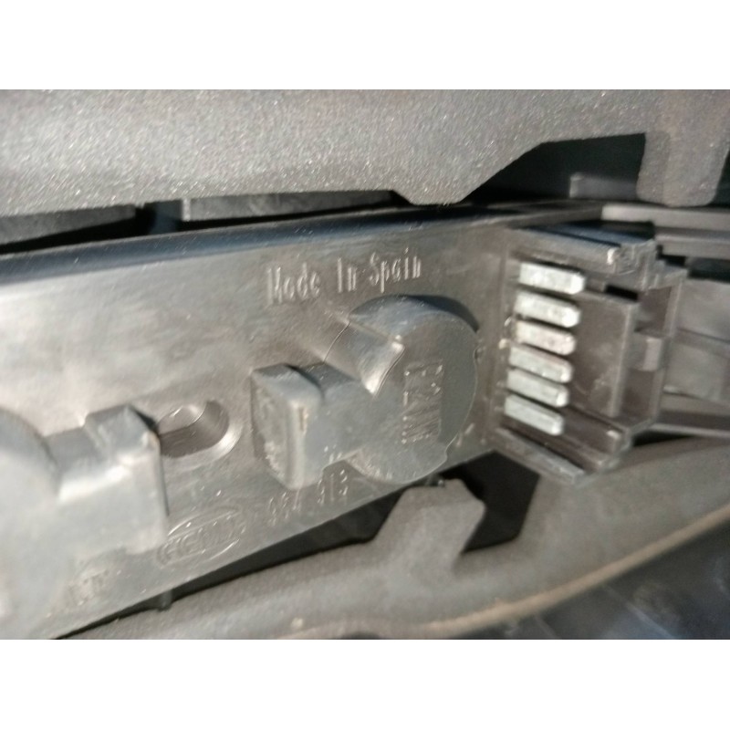 Recambio de piloto trasero izquierdo para renault megane ii familiar 1.5 dci diesel referencia OEM IAM 8200142684  