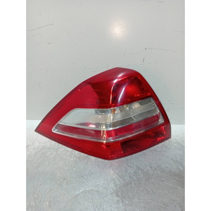 Recambio de piloto trasero izquierdo para renault megane ii classic berlina confort dynamique referencia OEM IAM 8200417345 2008