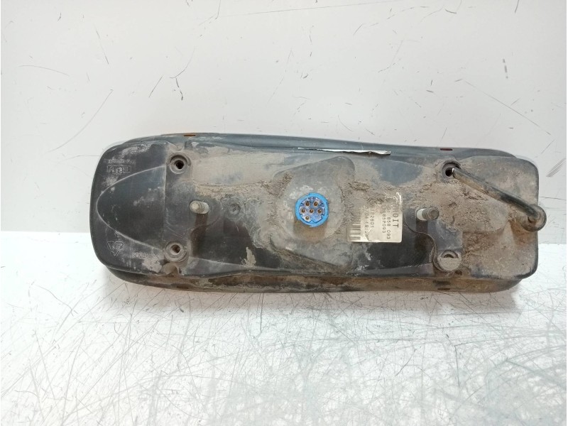 Recambio de piloto trasero derecho para renault mascott 3.0 diesel referencia OEM IAM   