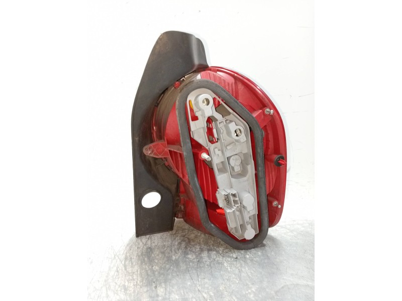 Recambio de piloto trasero izquierdo para renault modus confort dynamique referencia OEM IAM   