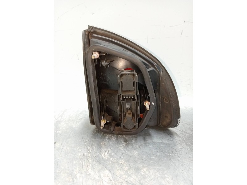 Recambio de piloto trasero izquierdo para renault safrane (b54) 2.2 cat referencia OEM IAM   