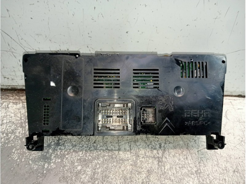 Recambio de mando calefaccion / aire acondicionado para peugeot 5008 active referencia OEM IAM 96738323XT W89710036IB2J 
