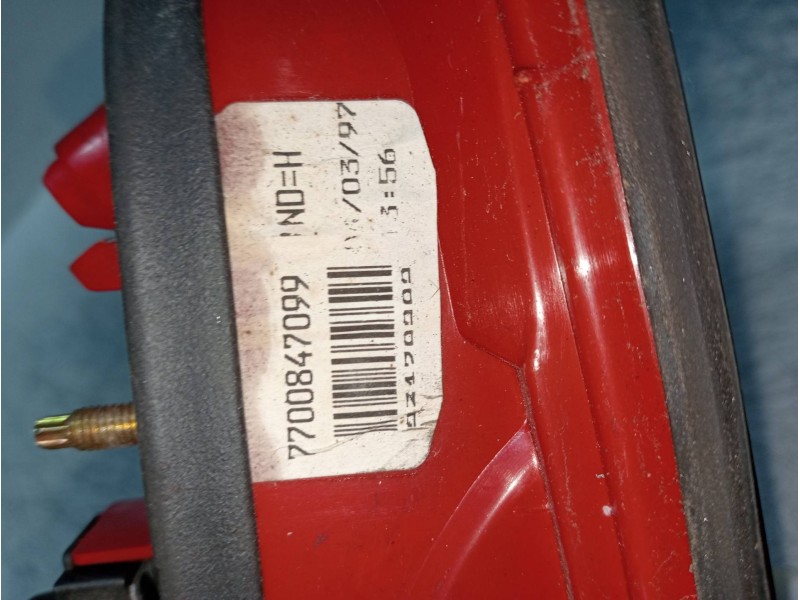 Recambio de piloto trasero derecho interior para renault safrane (b54) 2.2 turbodiesel referencia OEM IAM 770084099  